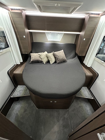 Bilde 31 av Adria CORAL SUPREME 670DC. 180HK. ADAPTIV-FARTSHOLDER.ALDE.