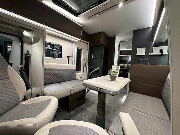 Bilde 15 av Adria CORAL SUPREME 670DC. 180HK. ADAPTIV-FARTSHOLDER.ALDE.