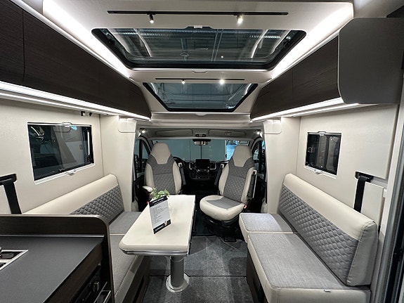 Bilde 17 av Adria CORAL SUPREME 670DC. 180HK. ADAPTIV-FARTSHOLDER.ALDE.