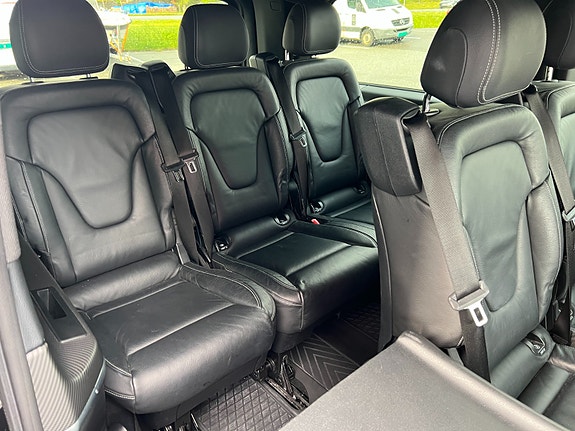 Mercedes-Benz V250 d 22 of 25