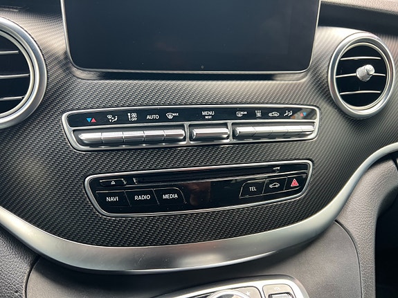 Mercedes-Benz V250 d 14 of 25