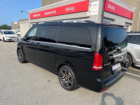 Mercedes-Benz V250 d 4 of 25