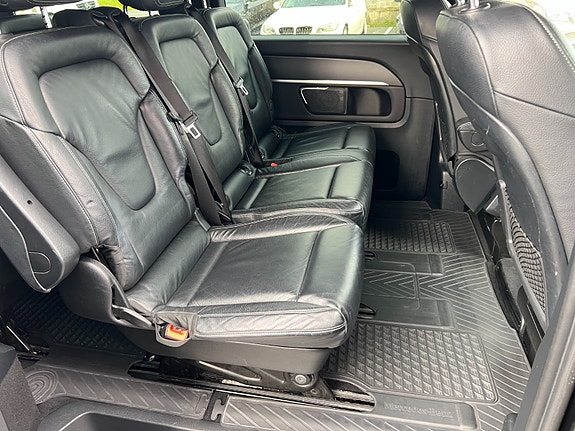Mercedes-Benz V250 d 23 of 25