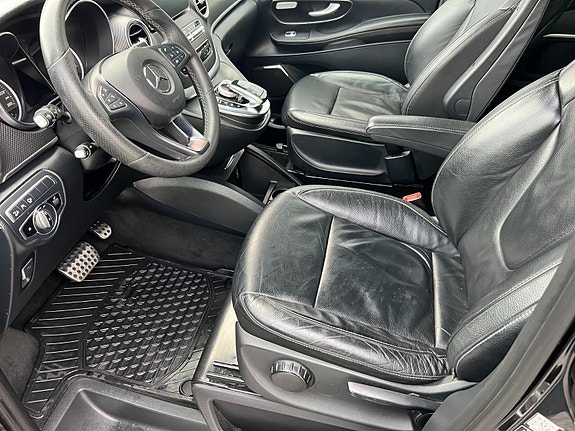 Mercedes-Benz V250 d 20 of 25