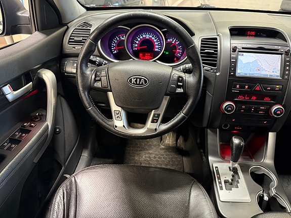 Kia Sorento 14 of 24