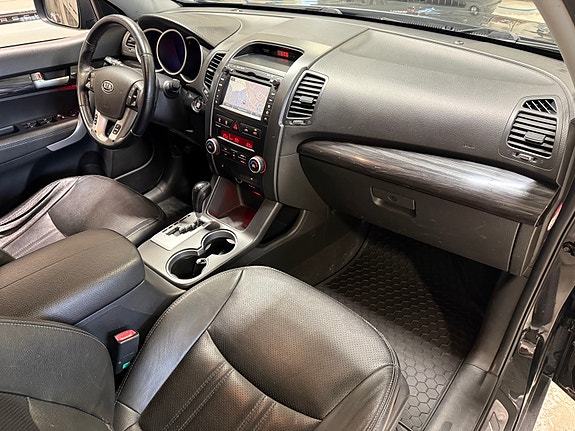 Kia Sorento 21 of 24