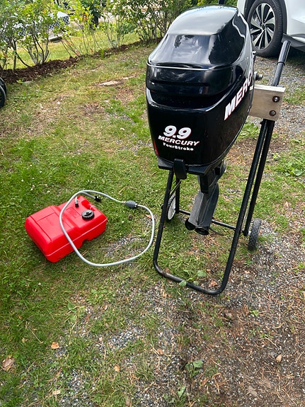 Mercury 9.9 hk FourStroke – Kort stamme – Pen og driftssikker 4 of 5
