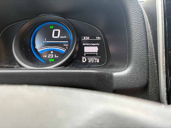 Nissan e-NV200 2 of 5