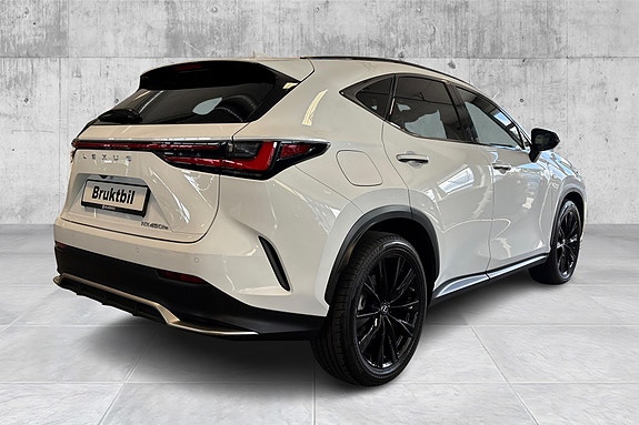 Lexus NX450h 5 of 5