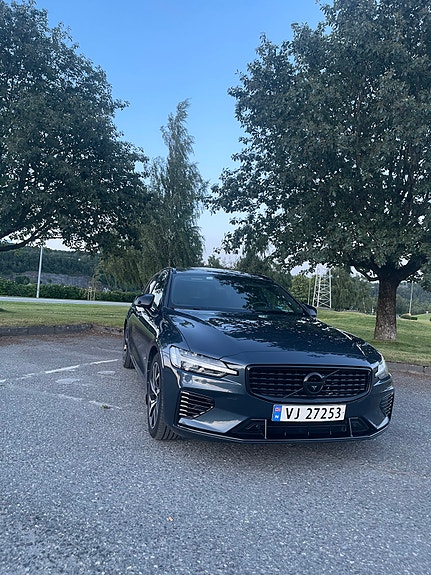 Volvo V60 3 of 5