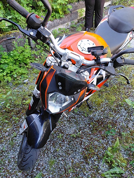KTM 125 Duke 4 of 5