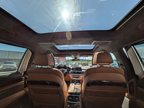 BMW 7-Serie 4 of 5