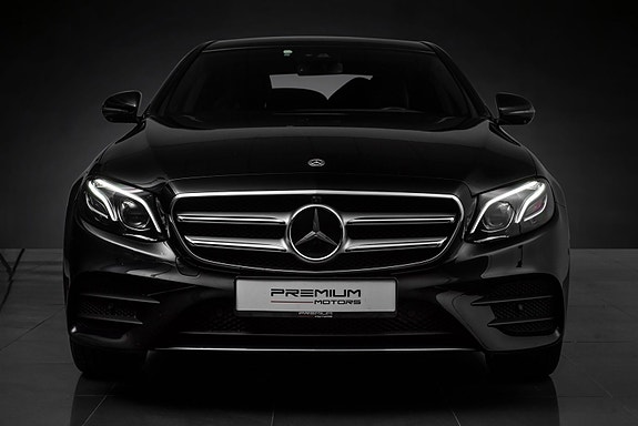 Mercedes-Benz E-Klasse 3 of 5