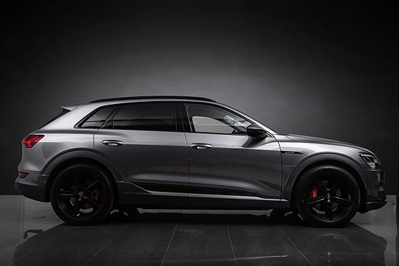 Audi e-tron 5 of 5