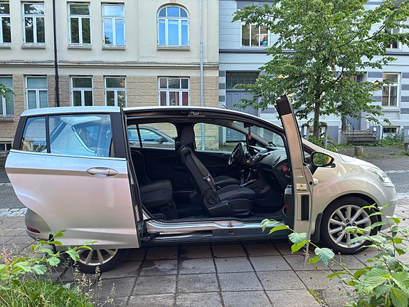 Ford B-MAX 9 of 19