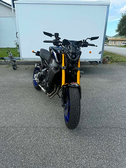 Yamaha MT-09 SP 2 of 5