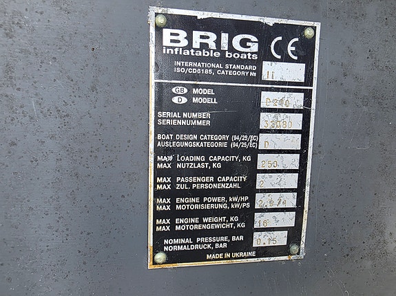 BRIG D240 med 2,5 hk Yamaha 4 takt 4 of 5