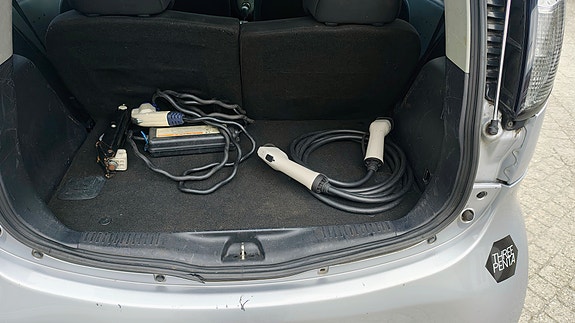 Mitsubishi i-Miev 12 of 14