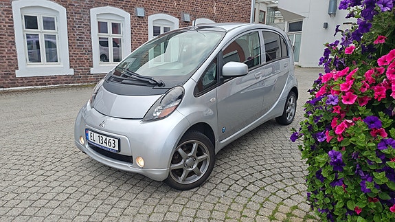 Mitsubishi i-Miev 6 of 14