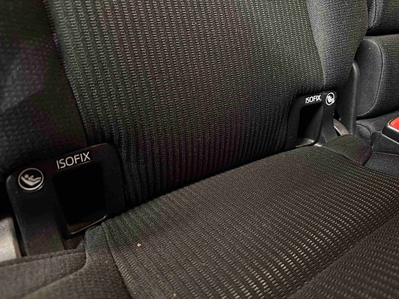 Toyota RAV4 17 of 19