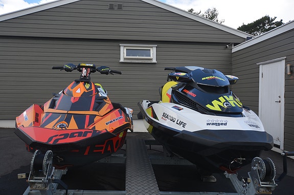 2st Seadoo Vannscooters på dobbelhenger 2 of 5
