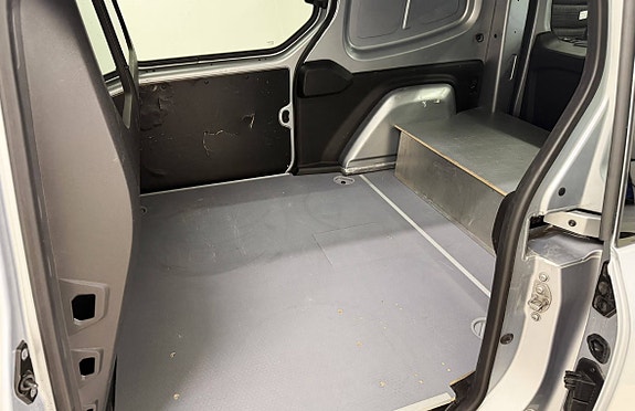 Mercedes-Benz eCitan 10 of 13