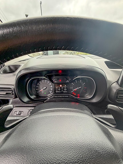 Citroen Berlingo 21 of 30