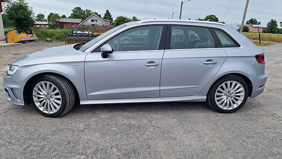 Audi A3 Sportback E-Tron 2016 photo 4