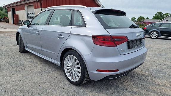 Audi A3 Sportback E-Tron 2016 photo 5