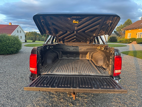 Volkswagen Amarok 5 of 5