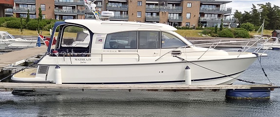 Nimbus 335 Coupé - Svært pen og ferieklar 2015-modell 2 of 5