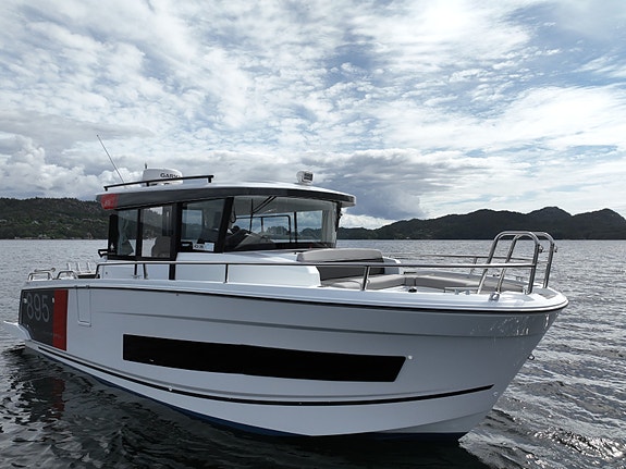 Jeanneau Merry Fisher 895 Sport 2022-modell - Velutstyrt og klar for sesongen 2 of 5
