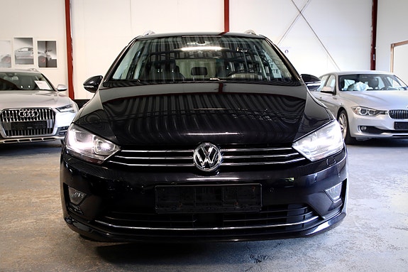 Volkswagen Golf Sportsvan 4 of 5