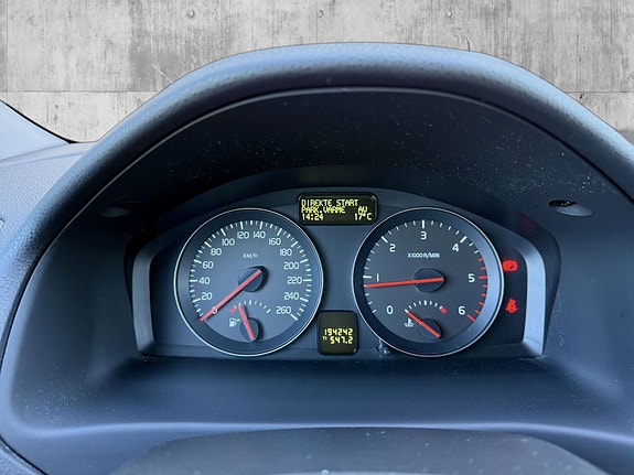 Volvo V50 14 of 21