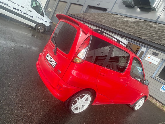 Toyota Yaris Verso 4 of 5
