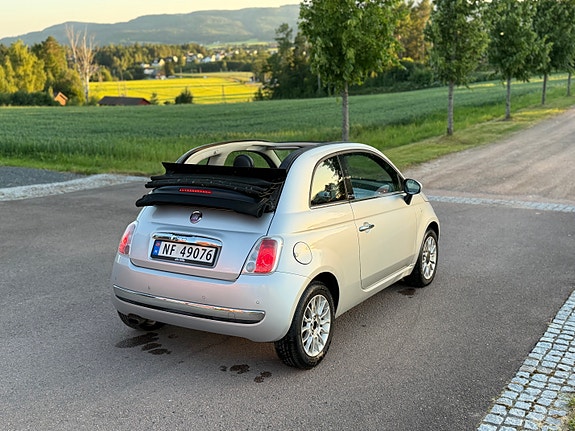 Fiat 500 2 of 5