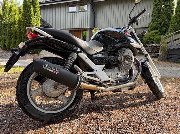 Moto Guzzi Breva 750 4 of 5