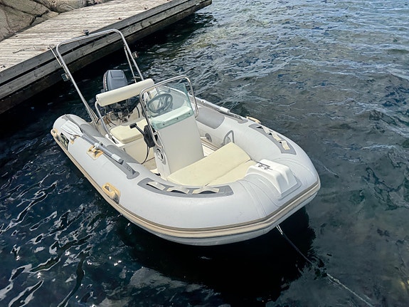 Smart Rib 11 fot med 15 hk med henger 3 of 5