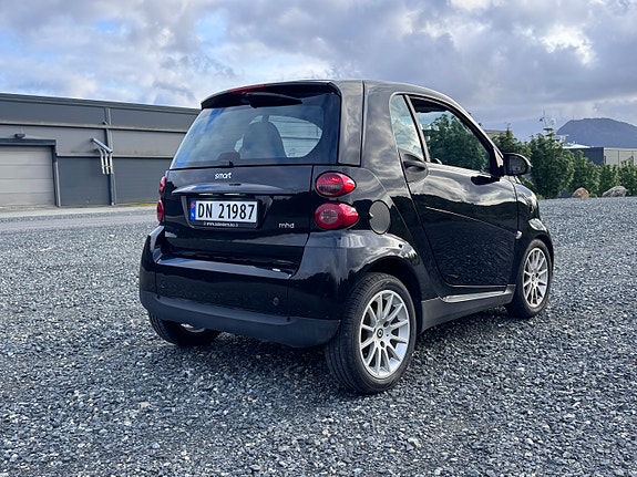 Smart Fortwo coupe 4 of 5