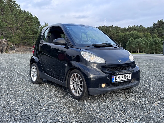 Smart Fortwo coupe 3 of 5