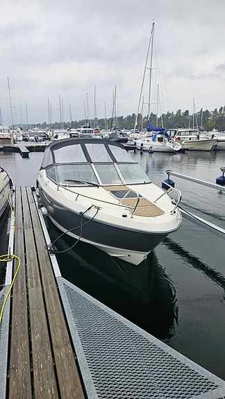 Uttern D62 2 of 5