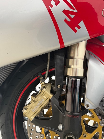 MV Agusta F4 1000 3 of 5