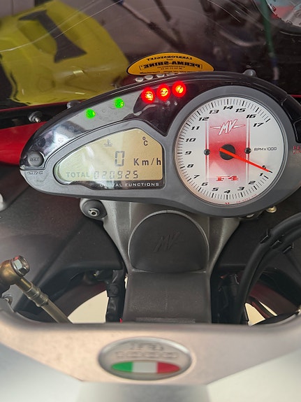 MV Agusta F4 1000 5 of 5