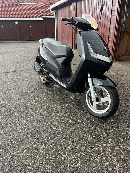 Peugeot Speedfight 2 2 of 5