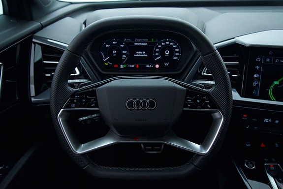 Audi Q4 e-tron 13 of 26
