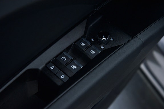 Audi Q4 e-tron 22 of 26