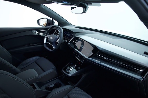 Audi Q4 e-tron 18 of 26