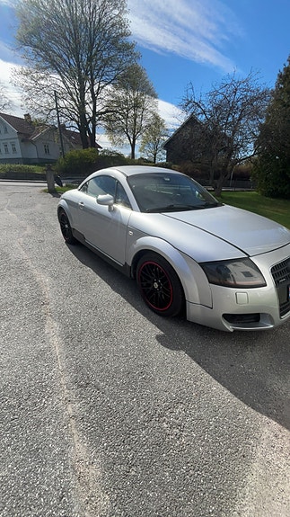 Audi TT 6 of 16