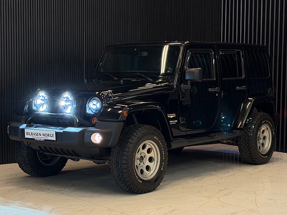 Jeep Wrangler 3 of 5