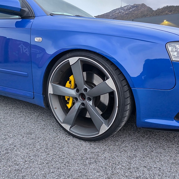 Audi A4 7 of 16